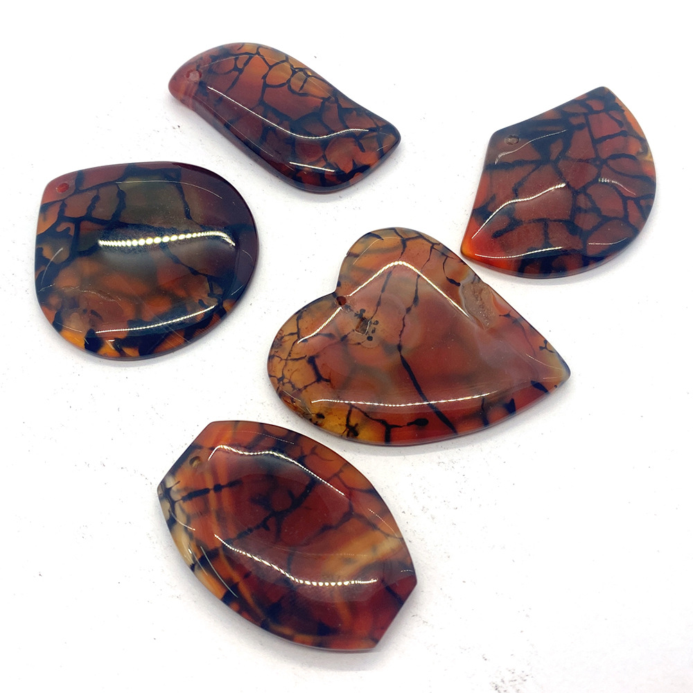 推动钻石行业的透明化与规范化