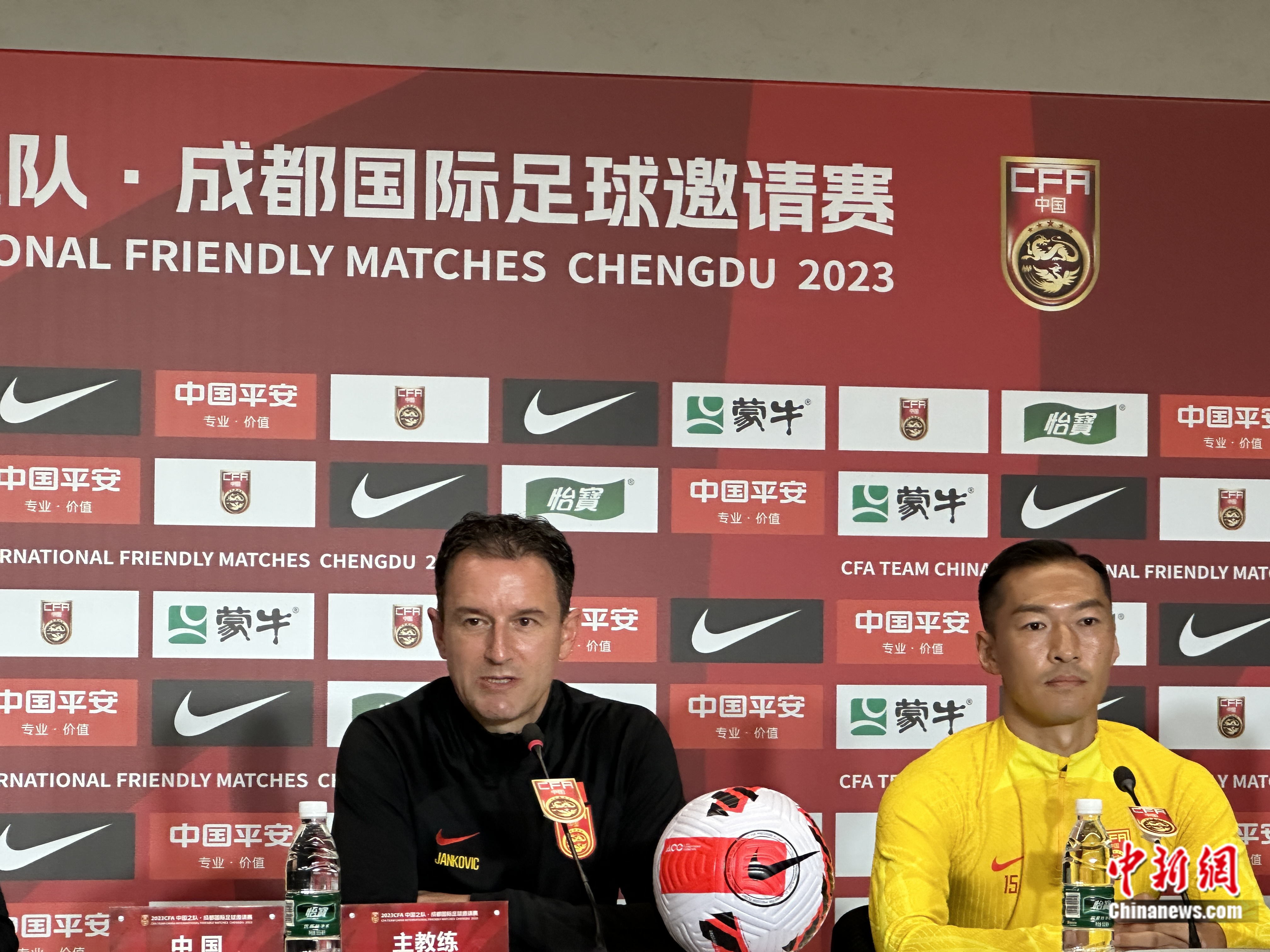 国足主帅明确目标是冲击世界杯 热身赛能否三连