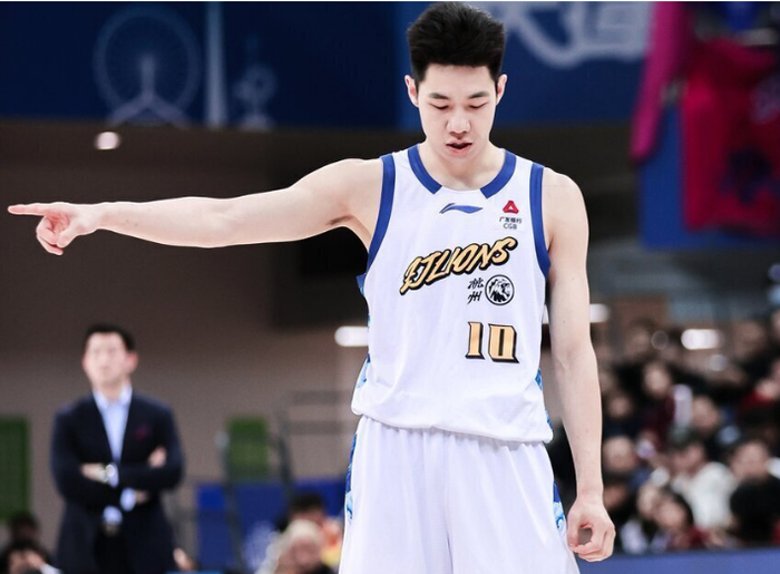 浙江广厦客场力克天津完成双杀重返榜首