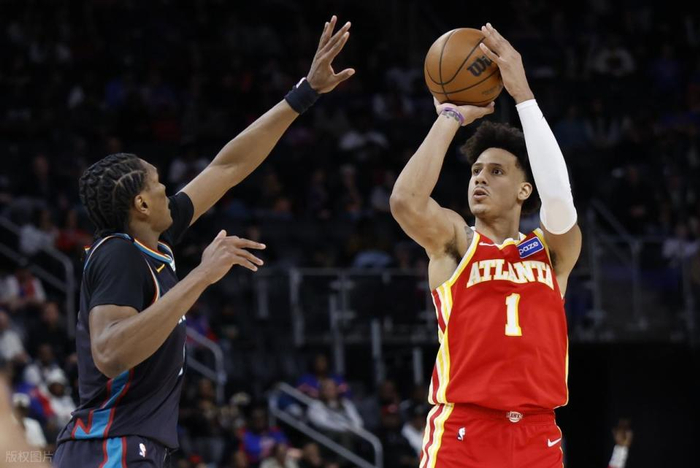 库明加逆风局表现低迷引热议 老鹰核心复出助队