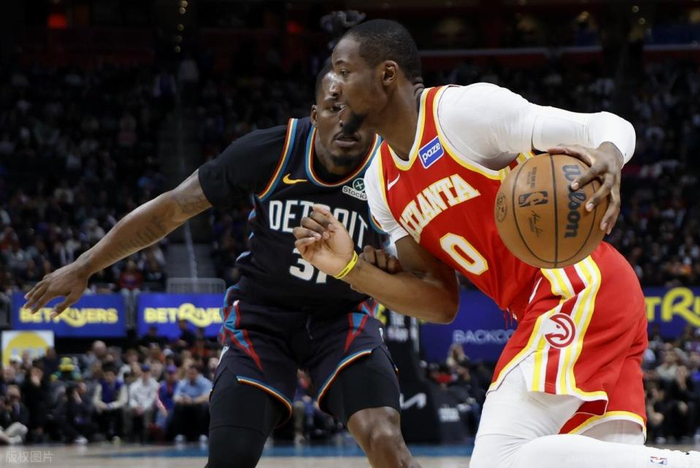 库明加逆风局表现低迷引热议 老鹰核心复出助队