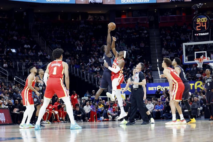 库明加逆风局表现低迷引热议 老鹰核心复出助队