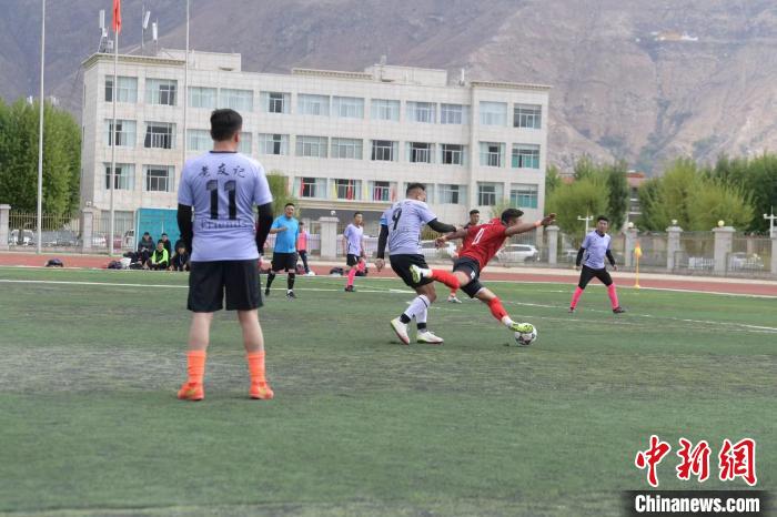西藏自治区选拔赛开赛 足球篮球押加等项